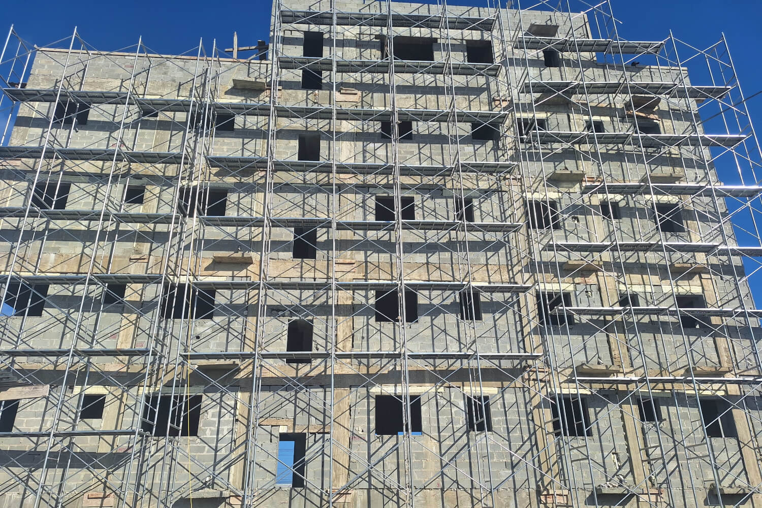 andamios metálicos - elenma construcciones